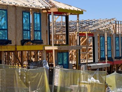 Families left in limbo as Bentley Homes collapses