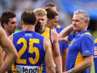 Eagles coach Adam Simpson digs in amid fan outrage