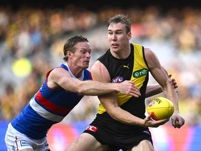 Richmond concede star forward Lynch could miss season