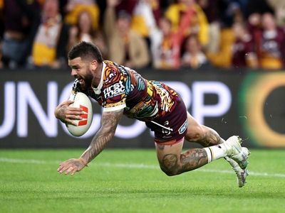 Reynolds targets Broncos title, contract extension