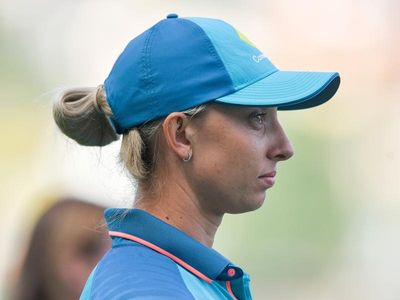 Gardner breaks records with spinning finger injured