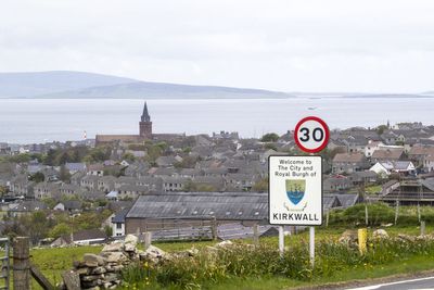 Motion on Orkney’s future ‘not about joining Norway’, says council leader
