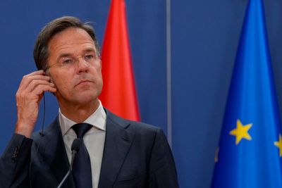 The leaders of the Netherlands and Luxembourg tell Kosovo and Serbia to normalize ties for EU hopes