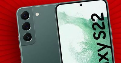 Samsung's S22 device drops to lowest ever price as one retailer launches £300 off model
