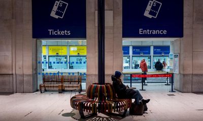 Labour criticises ‘rushed’ plans to shut hundreds of rail ticket offices in England