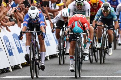 Tour de France: Jasper Philipsen wins two in a row in crash-marred stage 4