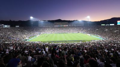 Galaxy, LAFC Set MLS Attendance Record in El Trafico at Rose Bowl