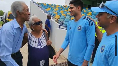 Watch: 'Our young, exciting batsman' - Rahul Dravid introduces Shubman Gill to Sir Garfield Sobers in Barbados