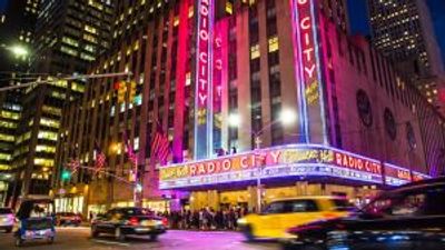 A music tour of New York City: from Hip-Hop to Broadway