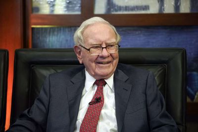 THIS is how Warren Buffett defines success in life