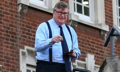 FCA investigates Crispin Odey over fitness to work in financial services