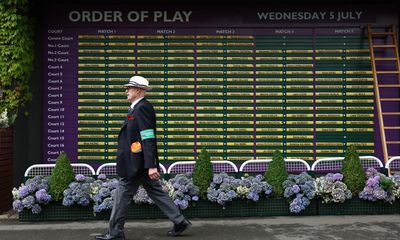 Wimbledon day three: Djokovic and Swiatek win, Tsitsipas edges out Thiem – as it happened