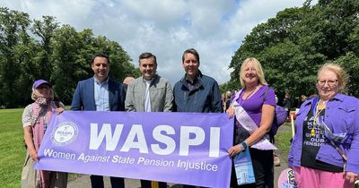 Paisley politicians show support for women hit by pension rip-off