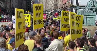 Anti-monarchy protesters in Edinburgh met with counter chants 'Charles King of Scots'