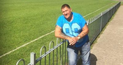 Popular Welsh rugby cult hero dies as tributes flood in