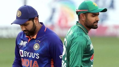 India vs Pakistan is not be all and end all of ODI World Cup: Pakistan Team Director Mickey Arthur