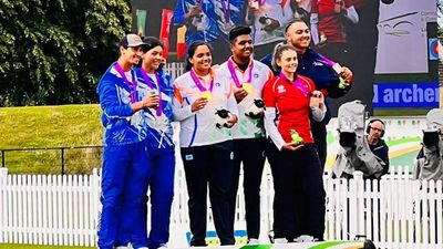 Priyansh-Avneet pair wins junior mixed team archery gold at Worlds