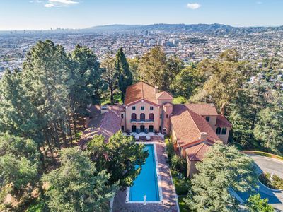 The Paramour Estate is a true Hollywood star