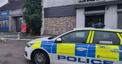 Cops cordon off pub in Glasgow after 'attack leaves victim covered in blood'