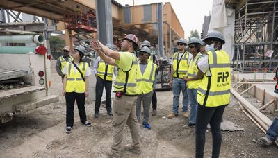 CPS engineering scholars tour L stop project, ponder possible careers