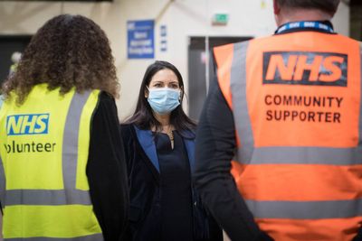 Charity calls for 25,000 volunteers to provide NHS support