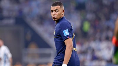 Paris Saint-Germain Issues Contract Ultimatum to Kylian Mbappe