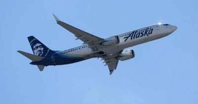 Alaska Airlines flight diverted after passenger makes bomb threat on board