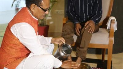Madhya Pradesh CM Chouhan apologises to tribal victim of Sidhi urination incident, washes his feet