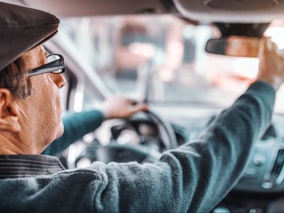 This is the lesser-known symptom of Alzheimer’s that could affect drivers