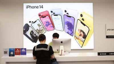 Should you wait for the iPhone 15 or buy a new iPhone now?