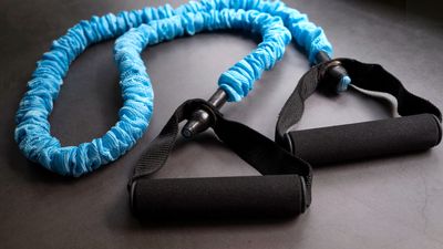 The Most Effective Travel Workout Uses A Resistance Band