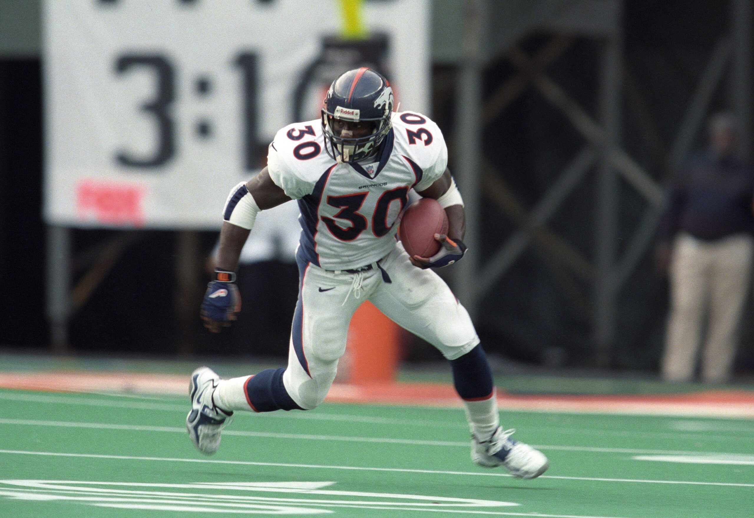 Terrell Davis named best player in NFL history to wear…