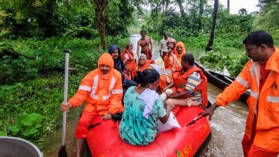Rains intensify after brief lull; Red alert sounded in two Kerala districts