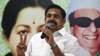 Edappadi Palaniswami asks T.N. government to hold talks with agitating open-end spinning mills