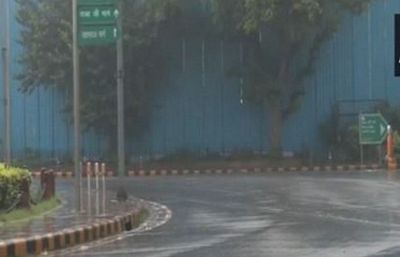 Heavy rain lashes several parts of Delhi-NCR; IMD predicts more showers