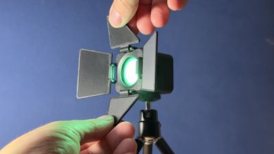 SmallRig RM01 mini LED Video Light Kit review