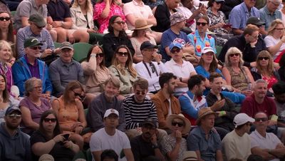 What time is Andy Murray playing at Wimbledon today?