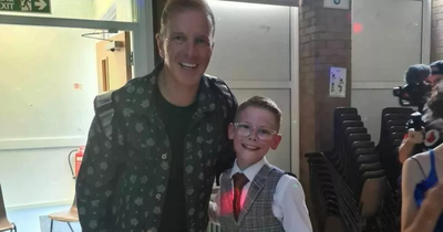 Cumbernauld schoolboy convinces George Bowie to play at his P7 leavers' prom