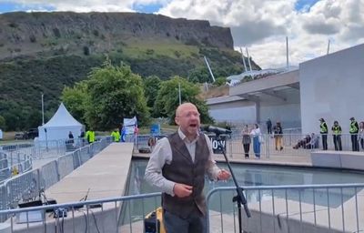 Patrick Harvie 'proud' to speak at rally giving republicans 'a voice'