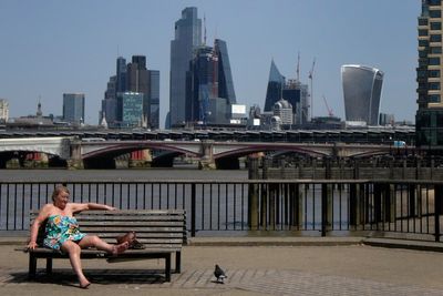 Heat-health alert across England but thunderstorms expected over weekend