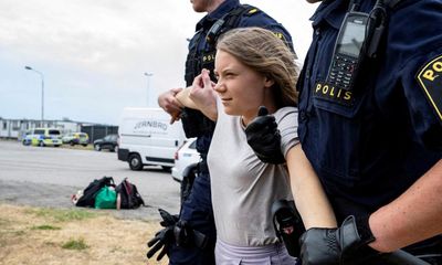 Greta Thunberg charged with disobeying Swedish police during oil protest