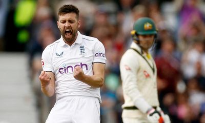 England’s Mark Wood skittles Australia but tourists fire back in third Test