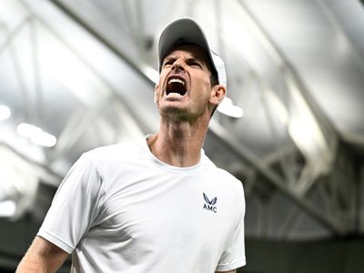 Andy Murray thrills in latest Wimbledon epic, but this time there’s a twist