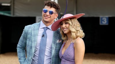 Patrick Mahomes' Wife Scrubbed Evidence After PETA's Dolphin-Hugging Complaints, As Twitter Remains Confused About Who To Side With