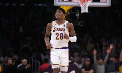 Rui Hachimura on why he decided to stay with the Lakers