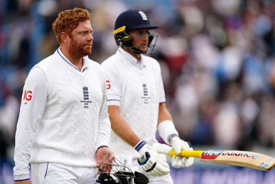 Day two of third Ashes Test: England look to Bairstow and Root after Wood shines