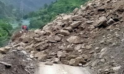 Uttarakhand: Badrinath National Highway shut near Chhinka due to boulders falling from hill