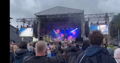 Sir Rod Stewart calls out Vladimir Putin during rainy Edinburgh Castle gig