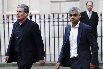 Sadiq Khan has ‘no choice’ on Ulez expansion, Sir Keir Starmer says