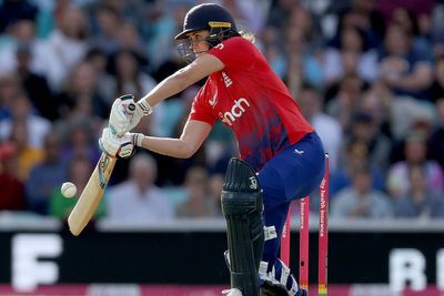 Nat Sciver-Brunt expects Australia reaction as England bid to extend Ashes fight